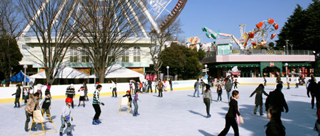 都内でアイススケートを楽しもう！期間限定スケートリンクまとめ