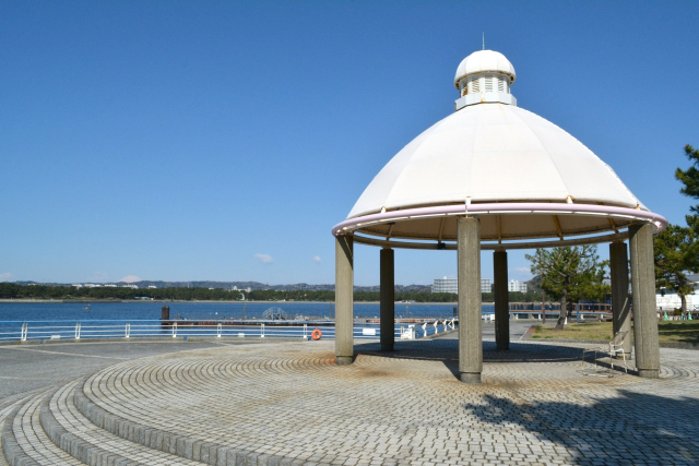 今年の夏は東京近郊の海で遊ぼう♪都内から気軽に行けるオススメ海水浴場